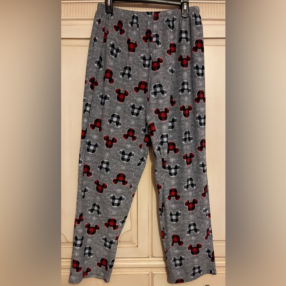 DISNEY Pajama Pants Women’s Size L Gray Red Mickey Snowflake Pattern Fleece